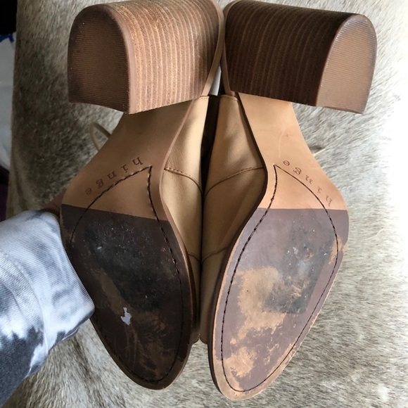 Hinge Drea Peep Toe Tan Nubuck Leather Sandal - Picture 8 of 8